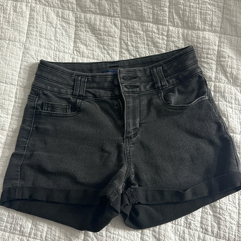 Blue Spice brand black Jean shorts